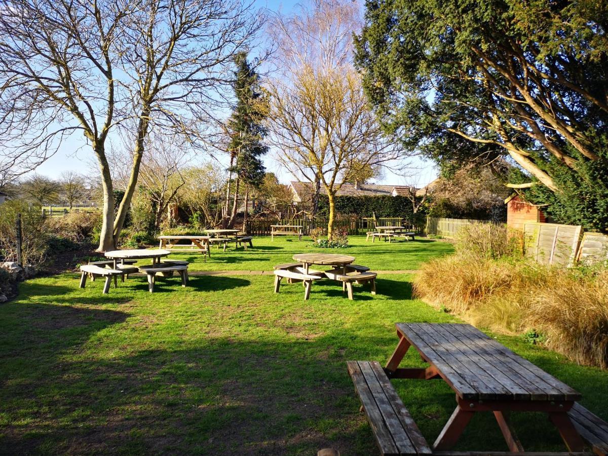 The Crown Inn Gayton (Norfolk) Exterior foto